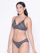 Load image into Gallery viewer, Lightly Padded Printed Lingerie Set