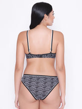 Load image into Gallery viewer, Lightly Padded Printed Lingerie Set