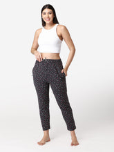 Load image into Gallery viewer, Abelino Women Printed Cotton Lounge Pant
