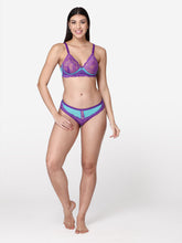 Load image into Gallery viewer, Lightly Padded Bridal Lace Lingerie Set