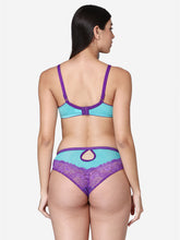 Load image into Gallery viewer, Lightly Padded Bridal Lace Lingerie Set