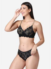Load image into Gallery viewer, Heavily Padded Bridal Lace Lingerie Set