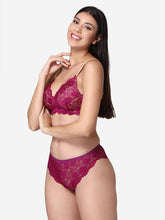 Load image into Gallery viewer, Heavily Padded Bridal Lace Lingerie Set