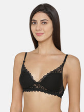 Load image into Gallery viewer, Non-Padded Full coverage Lace Bra
