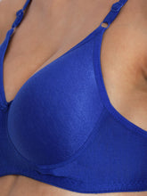 Load image into Gallery viewer, Lightly Padded Full Coverage Non Wired Bra in Blue
