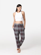 Load image into Gallery viewer, Abelino Women Printed Cotton Lounge Pant
