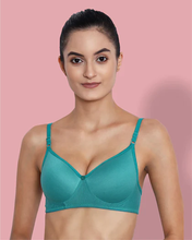 Load image into Gallery viewer, Lightly Padded Full Coverage Non Wired Bra in Green
