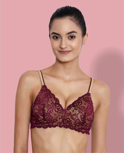 Load image into Gallery viewer, Heavily Padded Full Coverage Non Wired Bra in Purple
